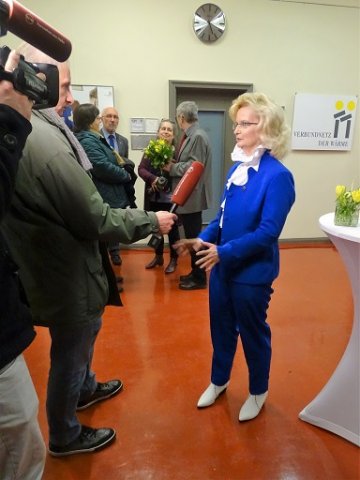 Filmaufnahmen und Interview mit TV Halle