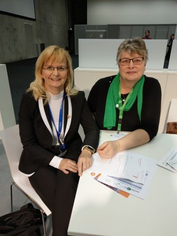 Simone & Elke von der Frauenselbsthilfe nach Krebs