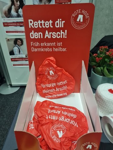 "Rettet Dir den Arsch"